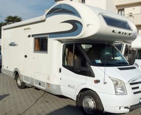 Motorhome Coachbuilt Laika X675 For hire in Seregno
