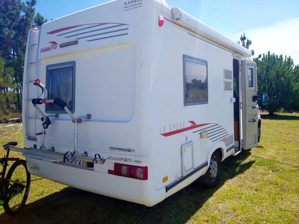 Viaggio del Camper Semintegrale