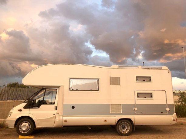 Aluguer de Autocaravana capucino