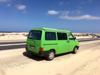 Furgoneta camper Volkswagen  En alquiler en Corralejo