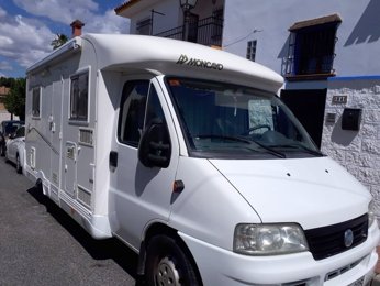 Autocaravana Perfilada Fiat Ducato Moncayo em aluguer em Tomares