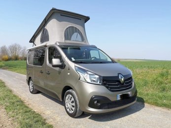 Van Renault Trafic horizon van 4 en location à Bligny