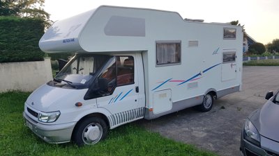 Autocaravana capucino Autostar Auros em aluguer em Artigues-Près-Bordeaux