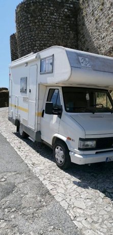 Vermietung von Alkoven Wohnmobil