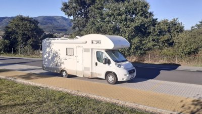 Camping-car Capucine Rimor Corral 4 en location à Faro