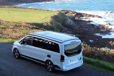 Van Mercedes Marco Polo 220 d en location à A Coruña