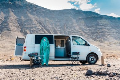 Furgoneta camper Volkswagen Transporter T5 En alquiler en Playa Honda