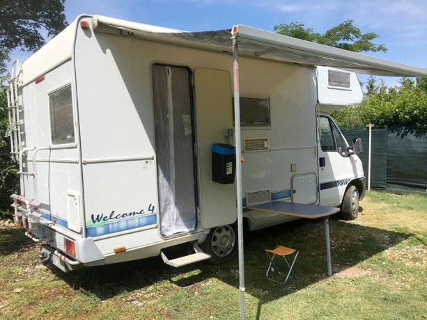 Vermietung von Alkoven Wohnmobil