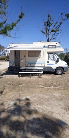 Vermietung von Alkoven Wohnmobil