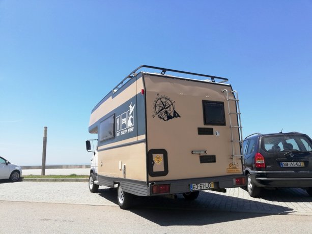 Viaggio del Camper Mansardato