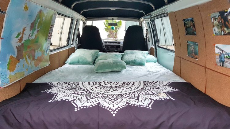 Aluguer de Campervan Nissan Vanette