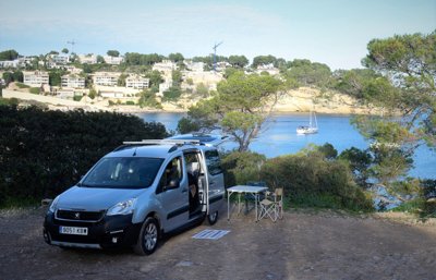 Furgoneta camper partner Partner Camper En alquiler en Palma
