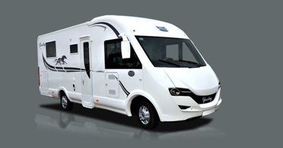 Autocaravana Integral mc louis nevis 878 serie limitée yearling En alquiler en Huisseau Sur Cosson