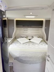 Motorhome ‘A’ class Chausson Ducato 2,3 l 150 ch For hire in Décines-Charpieu