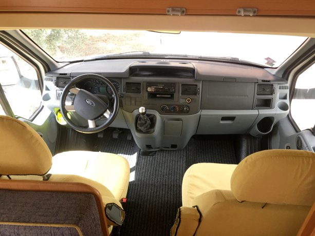 Vermietung von Alkoven Wohnmobil