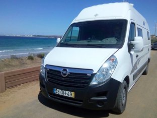 Kastenwagen Opel Movano zu vermieten in Samora Correia