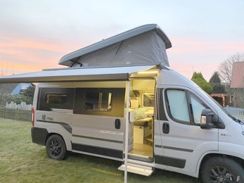 Fourgon aménagé Hymer FREE 600 en location à Longueville-Sur-Scie