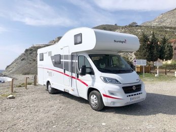 Camping-car Capucine A 70 Ducato 2,3 l 150 ch en location à Motril