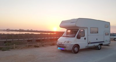 Camping-car Capucine Chausson welcome 4 en location à Faro