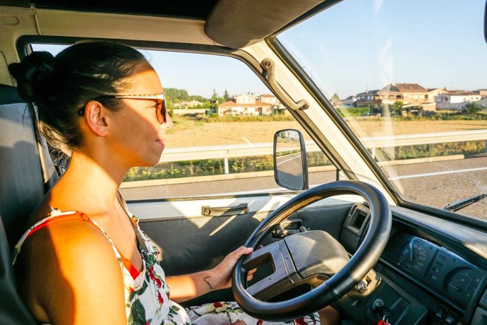 Aluguer de Campervan Nissan Vanette