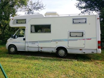 Autocaravana capucino Autostar Athenor 547 em aluguer em Vernaison