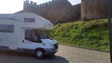 Autocaravana Capuchina Challenger mageo 172 En alquiler en Malveira