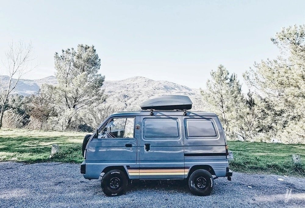 plain white vans mens