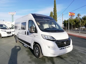 Buscamper Dreamer Fun D55 Exclusive Te huur in Murcia