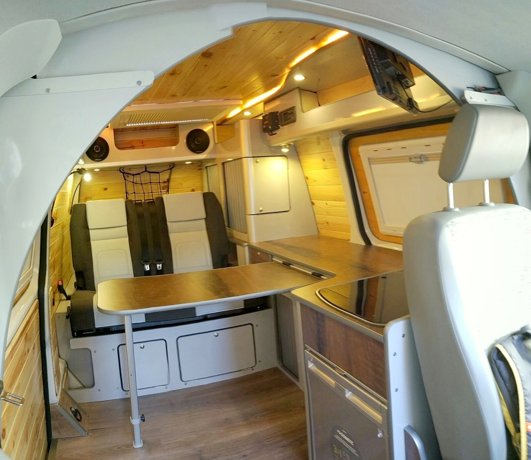 Aluguer de Furgão transformado