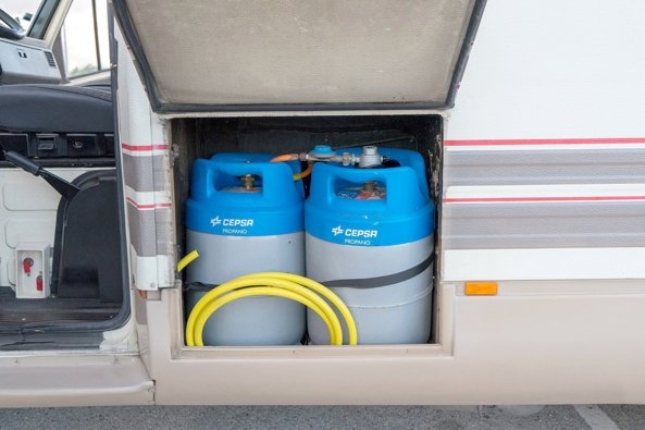 Aluguer de Autocaravana capucino Fiat 290