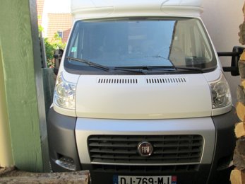 Autocaravana Perfilada pla joly camp En alquiler en Orléans
