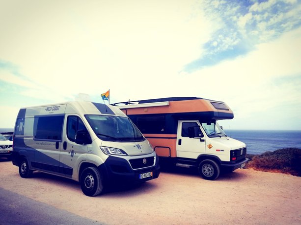 Viaggio del Camper Mansardato