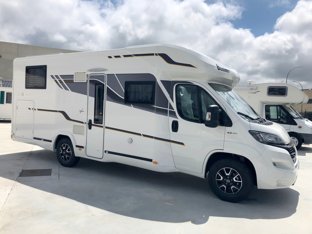 Autocaravana Perfilada Benimar 263 En alquiler en Chiclana De La Frontera