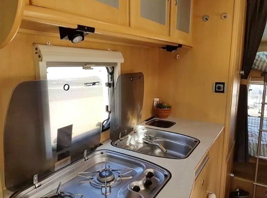 Aluguer de Autocaravana capucino Fiat Dephleffs