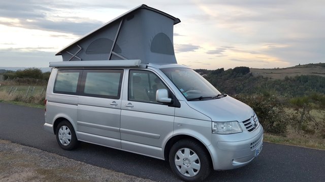 Rental Camper Saint Etienne Volkswagen T5 California 04 Yescapa