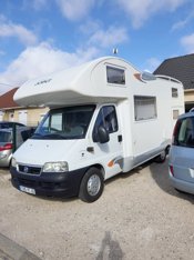 Motorhome Coachbuilt Joint 365 For hire in Épieds-En-Beauce
