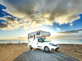 Autocaravana Capuchina Fiat Enaire En alquiler en Las Palmas De Gran Canaria