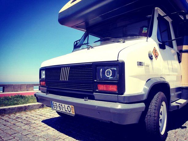 Viaggio del Camper Mansardato