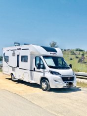 Wohnmobil Teilintegriert Pilote Pilote P719 zu vermieten in Vila Nova De Gaia