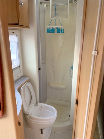 Viaggio del Camper Mansardato