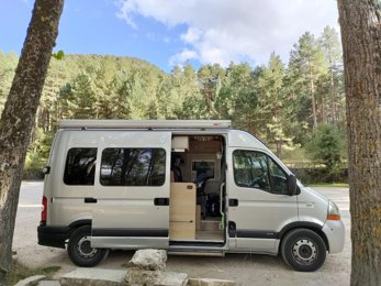 Fourgon aménagé Renault  en location à Gasteiz