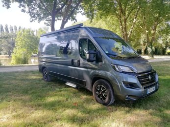 Kastenwagen Font Vendôme  zu vermieten in Saint-Martin-De-Bernegoue