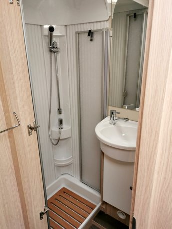 Vermietung von Alkoven Wohnmobil