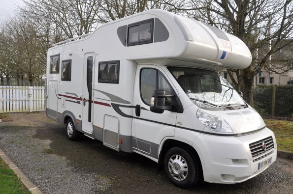 Aluguer de Autocaravana capucino Adria A660Sp