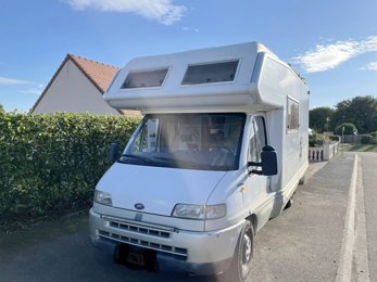 Autocaravana Capuchina Fiat Ducato 2,5 TDI En alquiler en Gesnes-Le-Gandelin