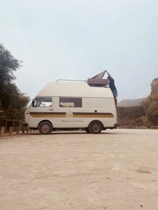 Coachbuilt motorhome rental - Florian