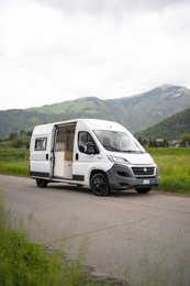 Kastenwagen VAN Fiat Ducato Multijet 2.3 130CV zu vermieten in Varedo