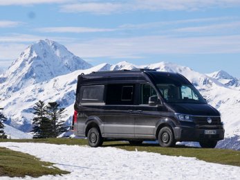 Furgonato Outlook Campers volkswagen Crafter 2.0 TDI condiviso a Seignosse