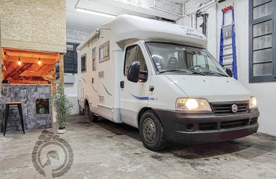Camping-car Profilé Autostar amical 4 P en location à Châtillon-Sur-Cluses