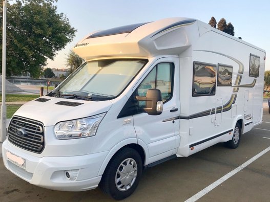 Aluguer de Autocaravana Perfilada Benimar Tessoro 463